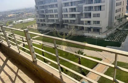 Apartment - 3 Bedrooms - 3 Bathrooms for sale in Capital Gardens   Palm Hills - Mostakbal City Compounds - Mostakbal City - Future City - Cairo