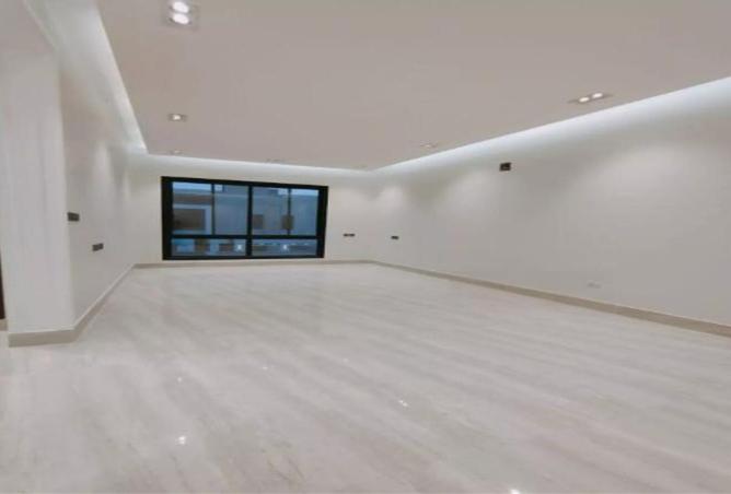 8112870 - Property Image 3