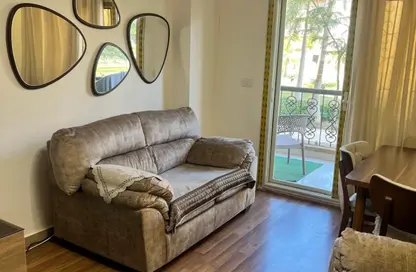 Apartment - 2 Bedrooms - 1 Bathroom for rent in Al Rehab - New Cairo City - Cairo