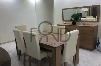 شقة - 3 غرف نوم - 2 حمامات للايجار في ليلة - المستثمرين الشمالية - مدينة القاهرة الجديدة - القاهرة