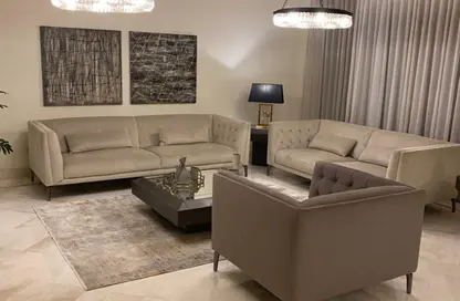 Apartment - 4 Bedrooms - 3 Bathrooms for sale in Aurora - Uptown Cairo - Mokattam - Cairo