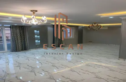 شقة - 3 غرف نوم - 1 حمام للبيع في شارع عمر بن الخطاب - الرحاب المرحلة الرابعة - الرحاب - مدينة القاهرة الجديدة - القاهرة