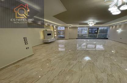 Apartment - 3 Bedrooms - 3 Bathrooms for rent in Royal Lagoon - North Investors Area - New Cairo City - Cairo