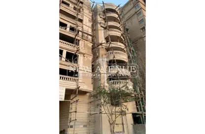 Apartment - 4 Bedrooms - 3 Bathrooms for sale in Omar Ibn Al Khattab St. - Almazah - Heliopolis - Masr El Gedida - Cairo
