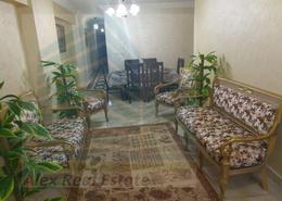 شقة - 3 غرف نوم - 1 حمام for للايجار in شارع على مصطفى مشرفة - الشاطبي - حي وسط - الاسكندرية