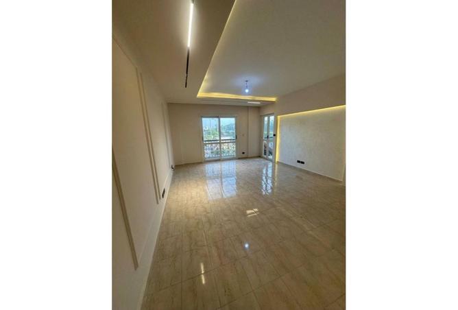 8299016 - Property Image 2