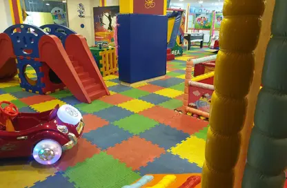 محل تجاري - استوديو - 1 حمام للبيع في البوابة الاولي - خوفو - حدائق الاهرام - الجيزة