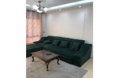 Apartment - 2 Bedrooms - 1 Bathroom for rent in Degla Gardens - Hadayek October - 6 October City - Giza