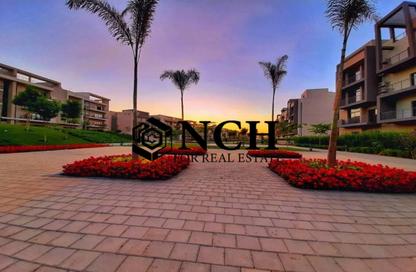 Apartment - 3 Bedrooms - 2 Bathrooms for sale in Moon Residences - Fifth Square - The 5th Settlement - New Cairo City - Cairo