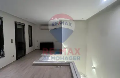 فيلا - 4 غرف نوم - 4 حمامات للايجار في ايستاون - كمبوندات التجمع الخامس - التجمع الخامس - مدينة القاهرة الجديدة - القاهرة