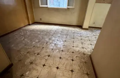 Apartment - 2 Bedrooms - 2 Bathrooms for sale in Al Rashid St. - El Sahafeyeen - Giza