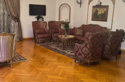 Apartment - 3 Bedrooms - 3 Bathrooms for sale in Al Sadat Axis - The 1st Settlement - New Cairo City - Cairo