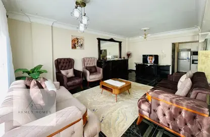 Apartment - 2 Bedrooms - 1 Bathroom for rent in Street 14 - Zahraa El Maadi - Hay El Maadi - Cairo
