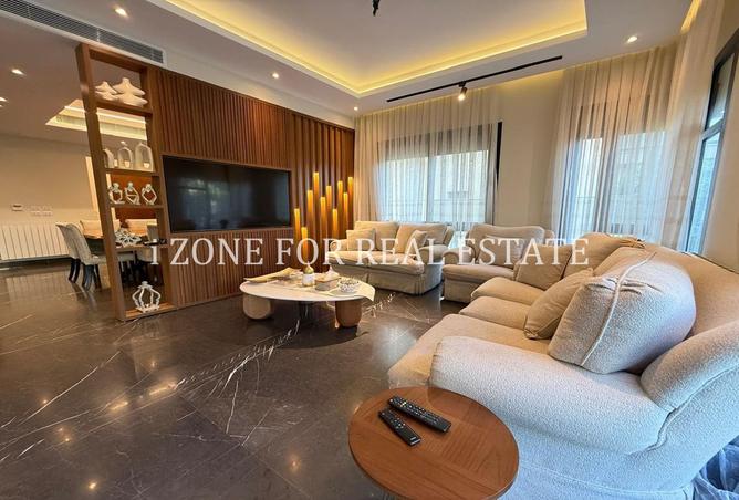 8197268 - Property Image 2