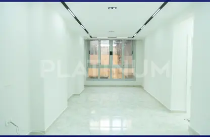 Apartment - 2 Bedrooms - 1 Bathroom for sale in Abdel Salam Aref St. - Laurent - Hay Sharq - Alexandria