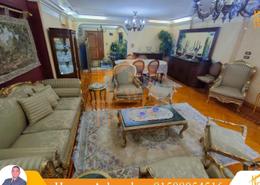 شقة - 3 غرف نوم for للبيع in شارع الكازينو - سان ستيفانو - حي شرق - الاسكندرية