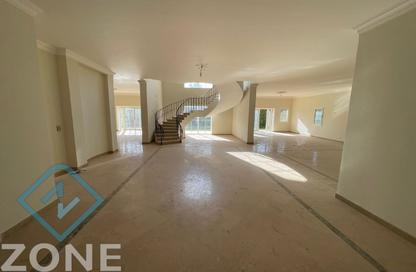 Villa - 5 Bedrooms - 5 Bathrooms for rent in Madinaty - Cairo