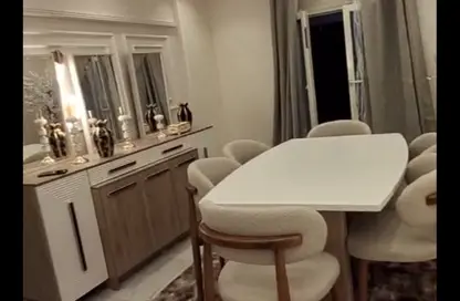 Apartment - 3 Bedrooms - 2 Bathrooms for sale in Nasr City - Cairo