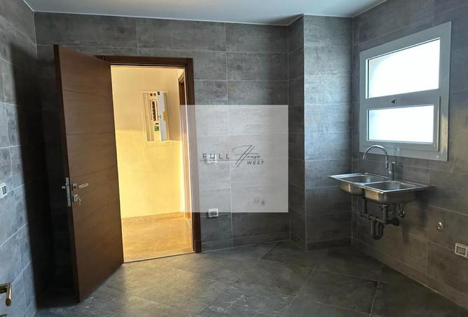 8396684 - Property Image 3