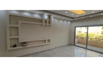 Apartment - 3 Bedrooms - 2 Bathrooms for sale in Ishraqa - 6 October Compounds - 6 October City - Giza
