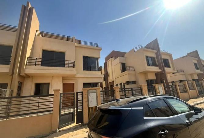 8053323 - Property Image 2