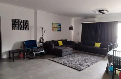 Apartment - 5 Bedrooms - 2 Bathrooms for sale in Al masrawya - South Investors Area - New Cairo City - Cairo