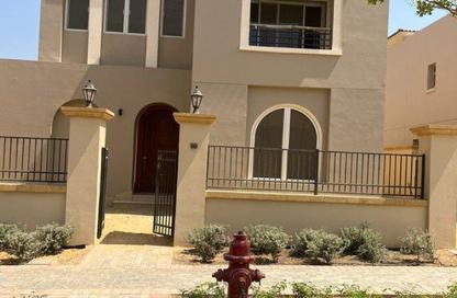 Villa - 5 Bedrooms - 4 Bathrooms for sale in Celesta Hills - Uptown Cairo - Mokattam - Cairo