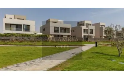 فيلا - 5 غرف نوم - 5 حمامات للبيع في كمبوند البروج - كمبوندات الشروق - مدينة الشروق - القاهرة