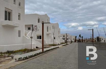 Chalet - 3 Bedrooms - 3 Bathrooms for sale in Jefaira - Ras Al Hekma - North Coast
