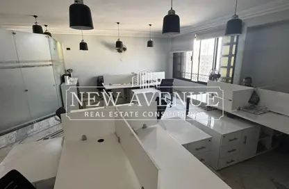 مساحات مكتبية - استوديو - 2 حمامات للبيع في شارع احمد فخري - المنطقة السادسة - مدينة نصر - القاهرة