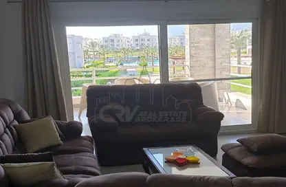 شاليه - 3 غرف نوم - 2 حمامات للايجار في أمواج - سيدي عبد الرحمن - الساحل الشمالي