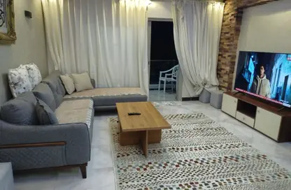 شقة - 2 غرف نوم - 2 حمامات للايجار في جاليريا  مون فالى - المستثمرين الجنوبية - مدينة القاهرة الجديدة - القاهرة