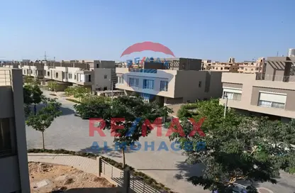 فيلا - 4 غرف نوم - 6 حمامات للبيع في ذا كراون - طريق مصر اسكندرية الصحراوي - مدينة 6 أكتوبر - الجيزة