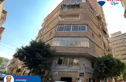 Apartment - 3 Bedrooms - 1 Bathroom for sale in Hay El Zaytoun - Cairo