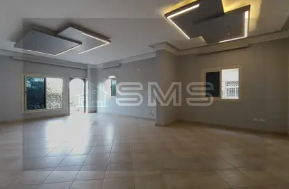 Apartment - 2 Bedrooms - 2 Bathrooms for rent in Farouk Negm St. - Area E - Ganoob El Acadimia - New Cairo City - Cairo