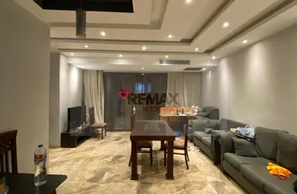 شقة - 2 غرف نوم - 2 حمامات للايجار في 6 ويست - بيفرلي هيلز - كمبوندات الشيخ زايد - الشيخ زايد - الجيزة