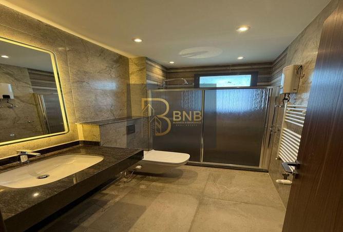 8062935 - Property Image 3