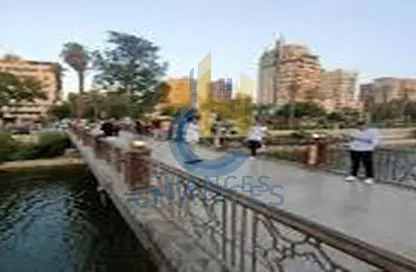 Apartment - 2 Bedrooms - 2 Bathrooms for sale in Cornish El Nile St. - Maadi - Hay El Maadi - Cairo