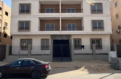 Apartment - 3 Bedrooms - 3 Bathrooms for sale in 1st Neighborhood - 1st Area - Shorouk City - Cairo