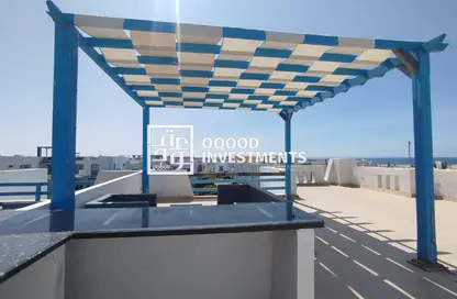 (بنتهاوس  (روف - 2 غرف نوم - 2 حمامات للبيع في ماونتن فيو راس الحكمة - راس الحكمة - الساحل الشمالي