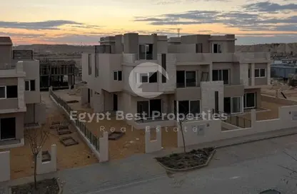 Villa - 3 Bedrooms - 4 Bathrooms for sale in Tawny Hyde Park - 6 October Compounds - 6 October City - Giza