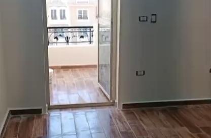 Apartment - 3 Bedrooms - 2 Bathrooms for sale in Al Khamayel city - Sheikh Zayed Compounds - Sheikh Zayed City - Giza