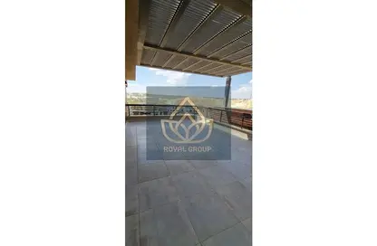 Penthouse - 4 Bedrooms - 4 Bathrooms for sale in New Giza - Cairo Alexandria Desert Road - 6 October City - Giza
