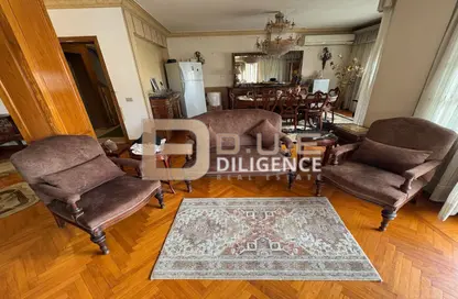 Apartment - 3 Bedrooms - 2 Bathrooms for sale in Abd El Aziz Fahmy St. - Triumph Square - El Nozha - Cairo
