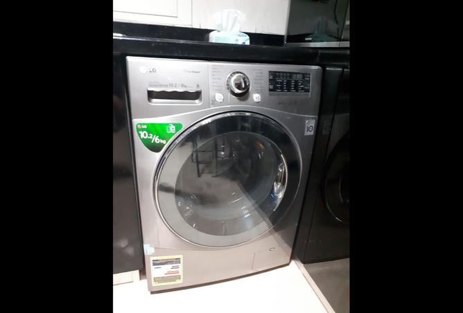 8328173 - Property Image 2