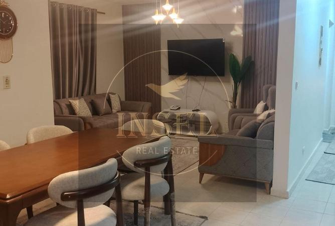 8033407 - Property Image 2