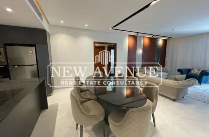 Apartment - 2 Bedrooms - 2 Bathrooms for sale in Lake View Residence - 5th Settlement Compounds - The 5th Settlement - New Cairo City - Cairo
