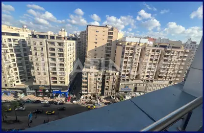 Apartment - 3 Bedrooms - 3 Bathrooms for rent in Tout Ankh Amoun St. - Smouha - Hay Sharq - Alexandria