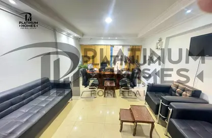 Apartment - 3 Bedrooms - 2 Bathrooms for sale in Laurent - Hay Sharq - Alexandria