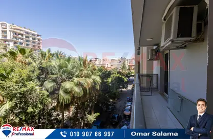 Apartment - 3 Bedrooms - 3 Bathrooms for sale in Kamal Eldin Salah St. - Smouha - Hay Sharq - Alexandria